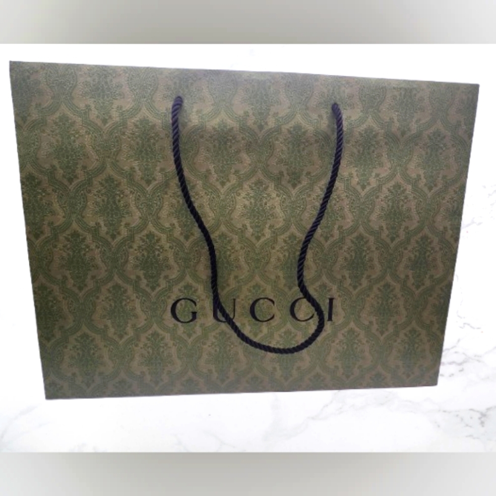 Gucci Green Gift/Shopping Bag